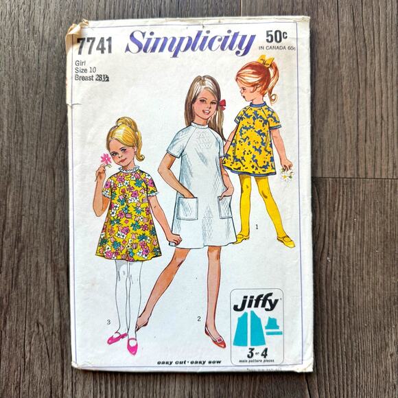 Vintage 1960s Simplicity 7741 Sewing Pattern Size XXS Jiffy Shift Dress COMPLETE - Picture 1 of 2
